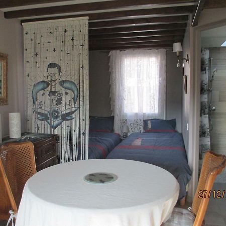 Maison Tomas Pomas Bagian luar foto